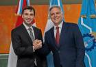 Llaryora recibió al gobernador de Chubut, Ignacio Torres
