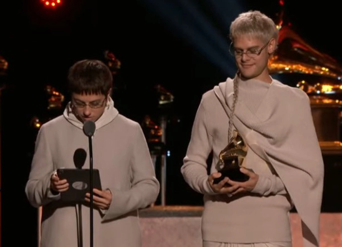Ca7riel & Paco Amoroso ganaron primer Grammy de su carrera