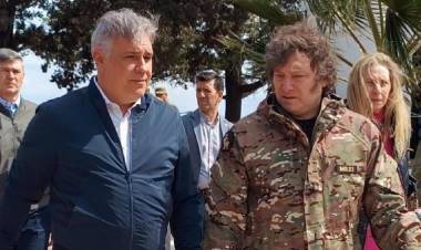 Milei se reunió con Llaryora  por los incendios