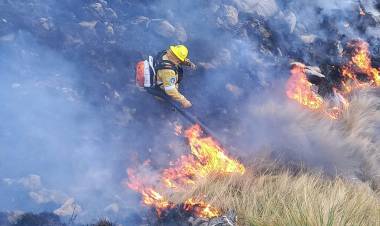 Sólo continúa activo el incendio de Chancaní