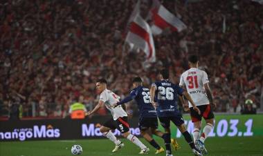 River y Vélez repartieron puntos