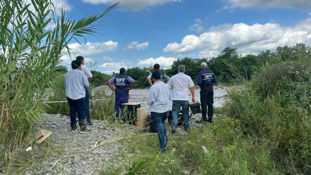 Hallan sin vida a una nena a orillas de un río
