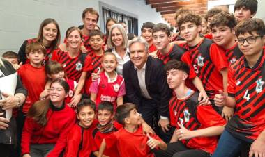 Llaryora: “En Córdoba trabajamos en conjunto"