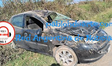 Perdió el control y volcó