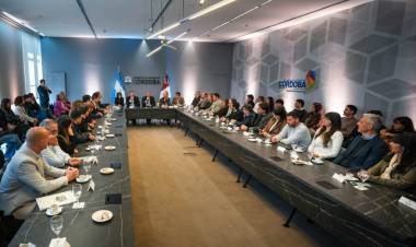 $200 millones a 28 municipios