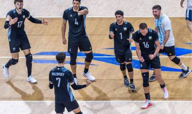 Mundial de Voley: gran remontada de la Selección 