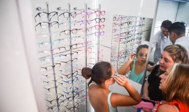 Operativo de salud visual infantil