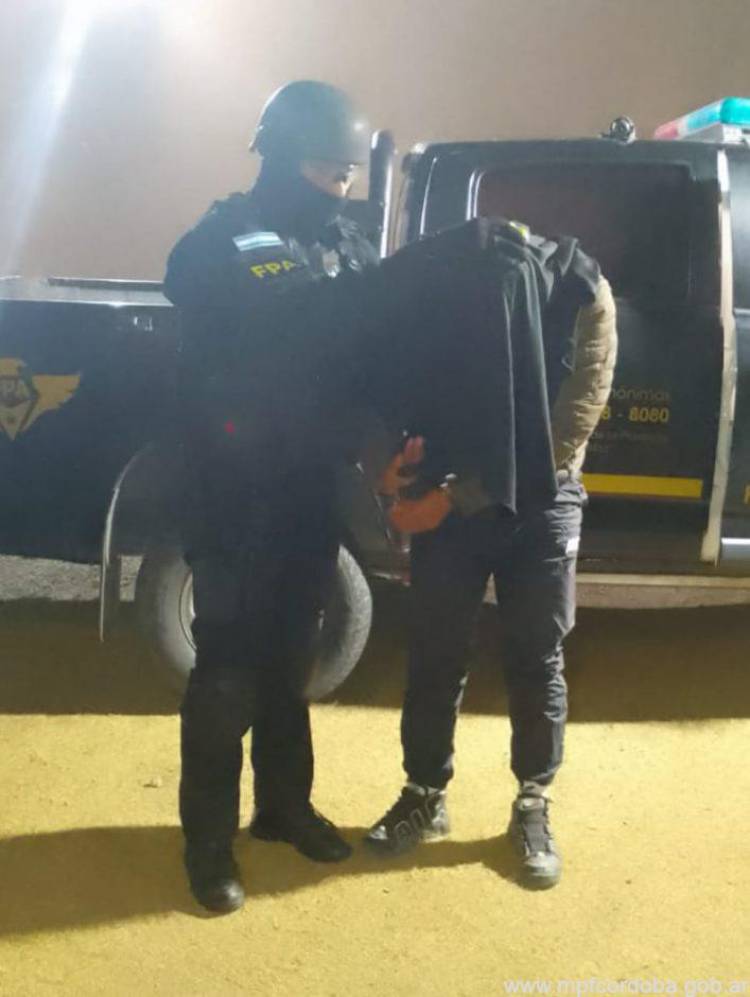 VENDÍA COCAÍNA A POCOS METROS DE UN CLUB DE FÚTBOL