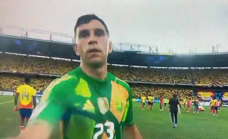 El camarógrafo colombiano le respondió al "Dibu" Martínez