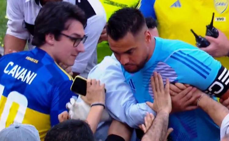 “Chiquito” Romero y un fuerte cruce con los hinchas de Boca