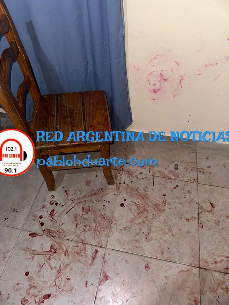 APUÑALÓ A SU MUJER Y A SU HIJO