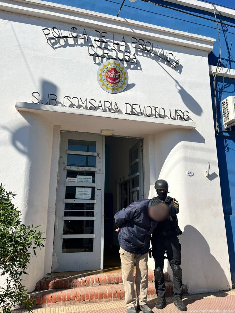 DOS DETENIDOS POR VENTA DE DROGAS