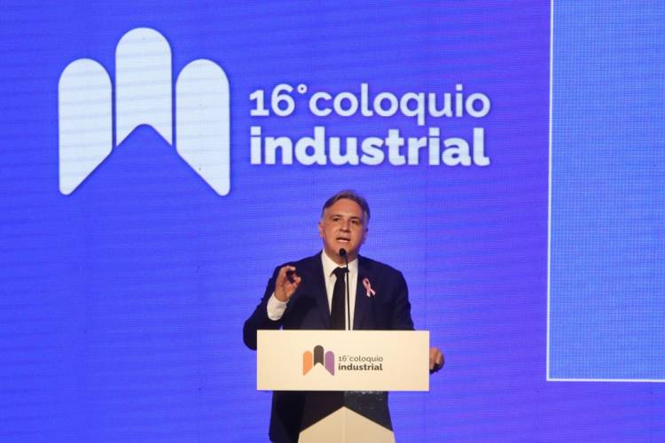 Ante industriales, Llaryora reivindicó el modelo cordobés