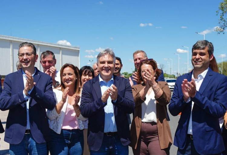 Llaryora inauguró importantes obras viales 