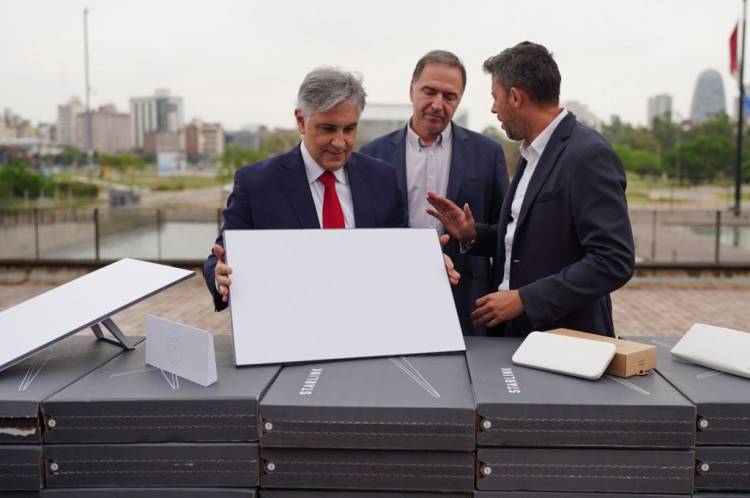 Antenas Starlink, conectividad satelital en todas las escuelas rurales