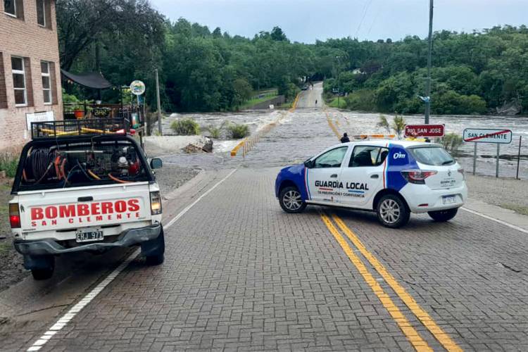 Precaución ante la crecida de ríos y arroyos