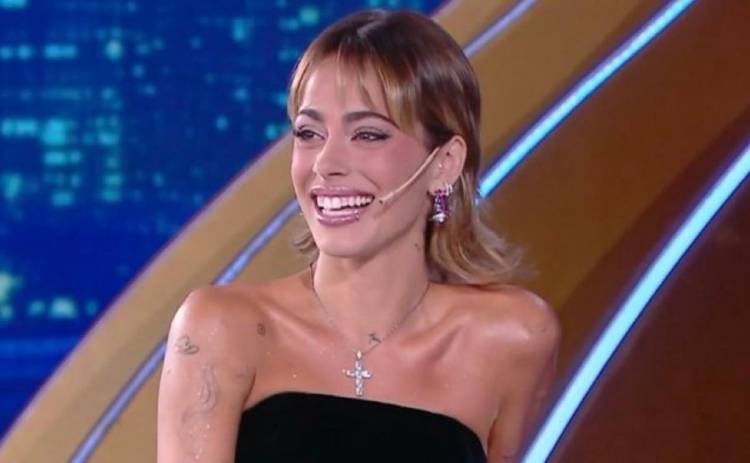 Tini Stoessel: "Estoy muy feliz"