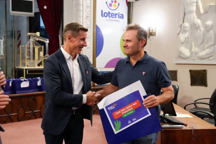 Más de 140 clubes recibieron apoyo económico