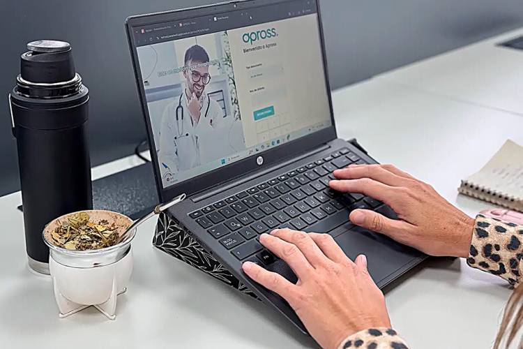 Apross incorpora el servicio de telemedicina