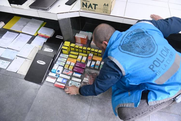 Clausuran un consultorio odontológico ilegal 