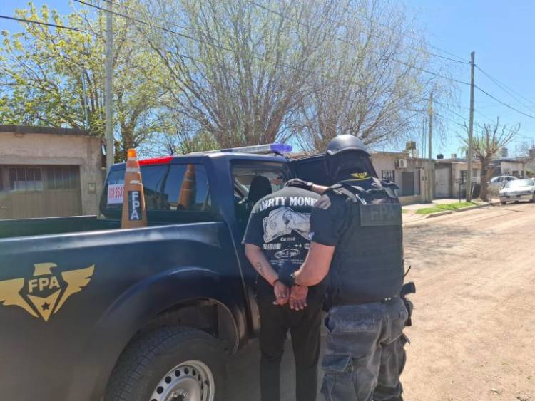 Detenido por venta de drogas 