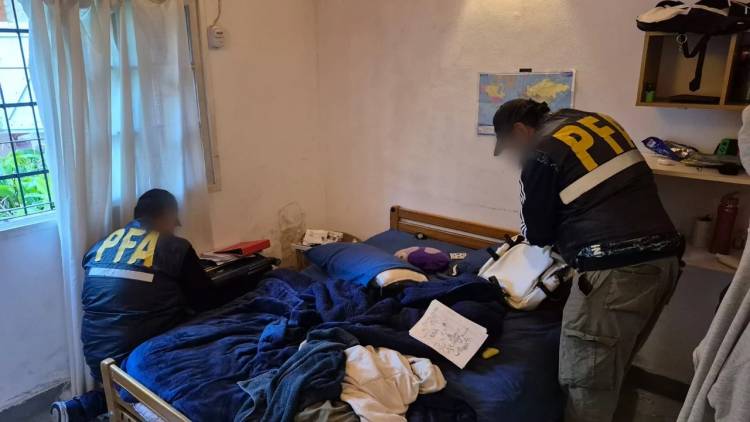 Un menor realizaba amenazas terroristas 